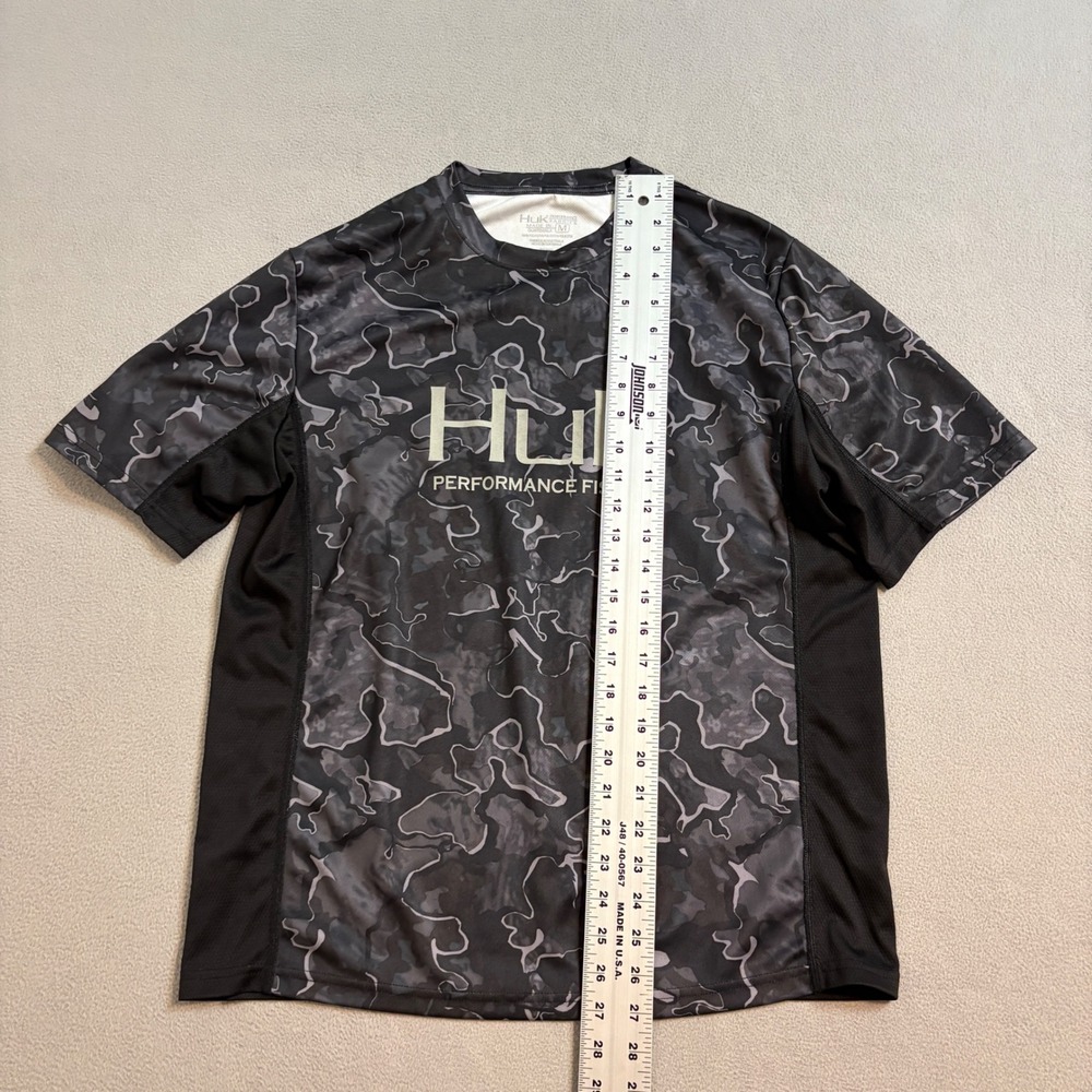 Huk Mens Performance Fishing Shirt Camo Short Sleeve Grey Black Size Medium - Picture 5 of 6
